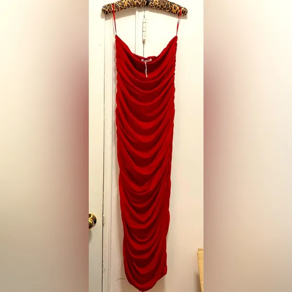 NWOT Zara Deep Red Hot Slinky Ruched Tube Dress Large ❤️ - Image 3
