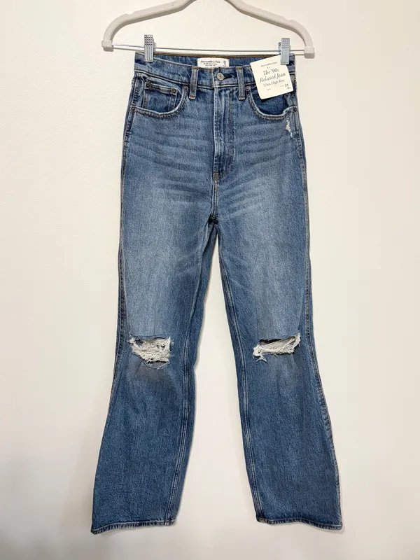 NWT Abercrombie & Fitch The ‘90s Relaxed Jean Ultra High Rise Size 25 0 NEW - Image 2