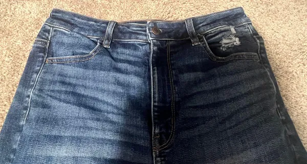 American Eagle Skinny Jeans - Image 3