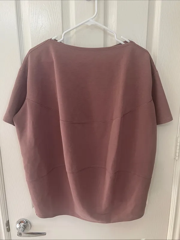Lululemon Back in Action in Dusty Rose - Image 2