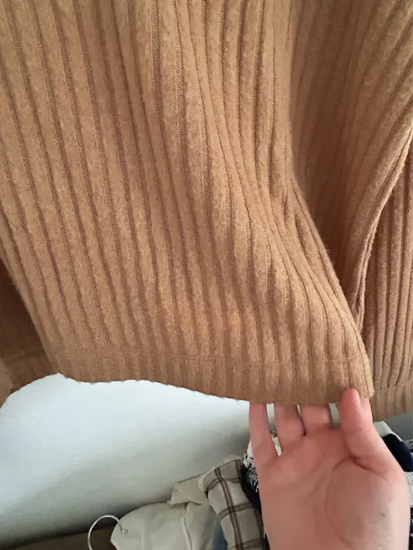 Versona Cropped turtleneck sweater - Image 2