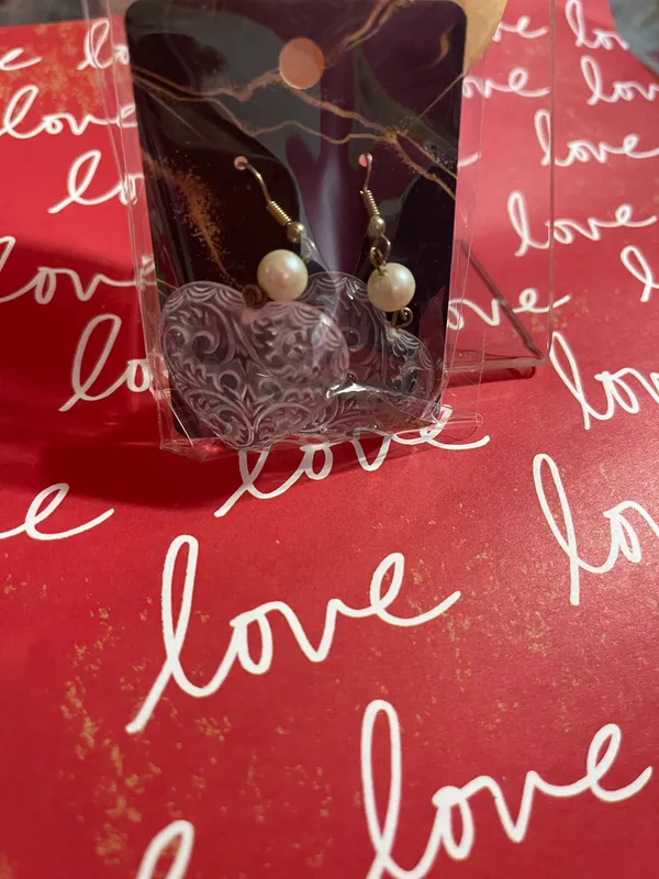 Heart Shape Earrings - Image 3