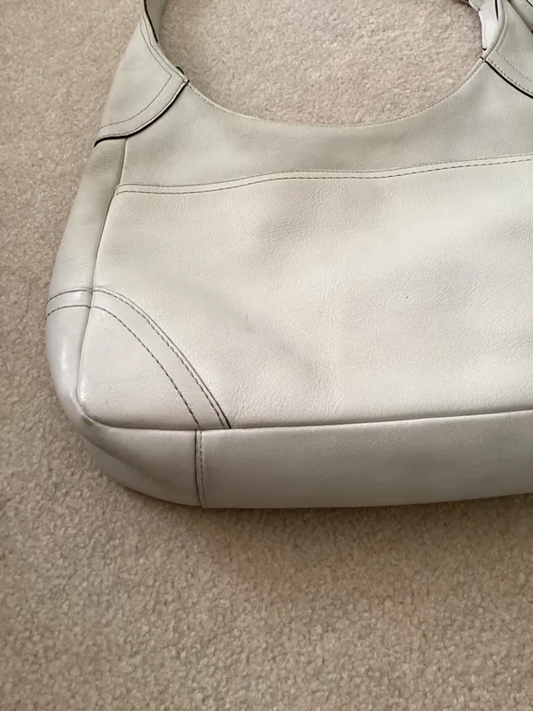 Coach White Hamilton Tassel Hobo Vintage - Image 9