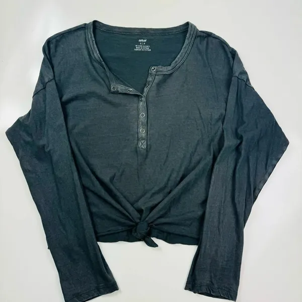 Aerie Smoked Gray Long Sleeve Front Knot‎ Shirt Size Small - Image 2
