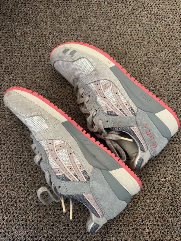 ASICS Shoes Women’s - Image 3