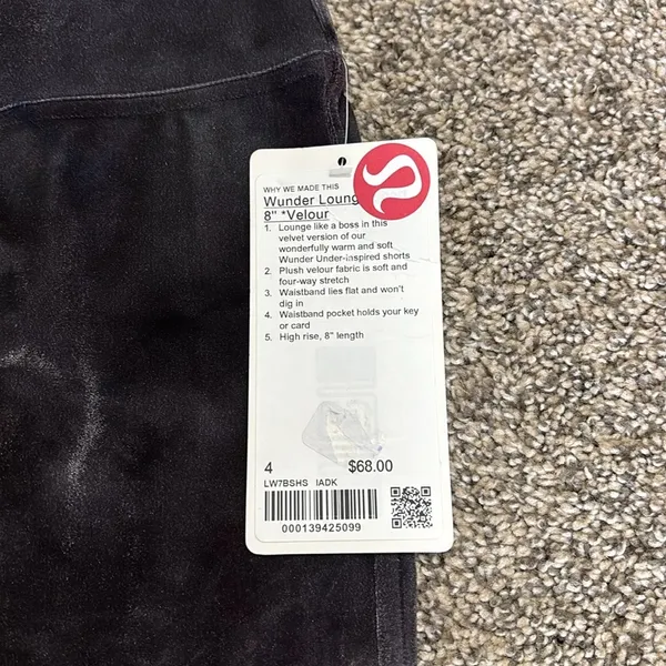 Lululemon Wunder Lounge Velour short size 4 - Image 3