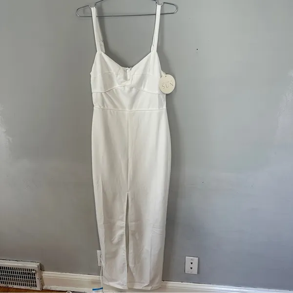Here Comes The Sun Love To Love Maxi Dress White NEW Medium - Image 5