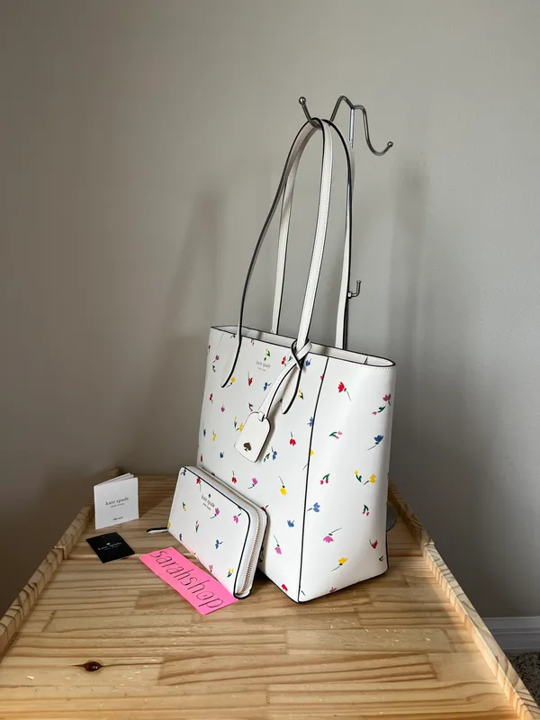 Kate Spade Set - Image 4