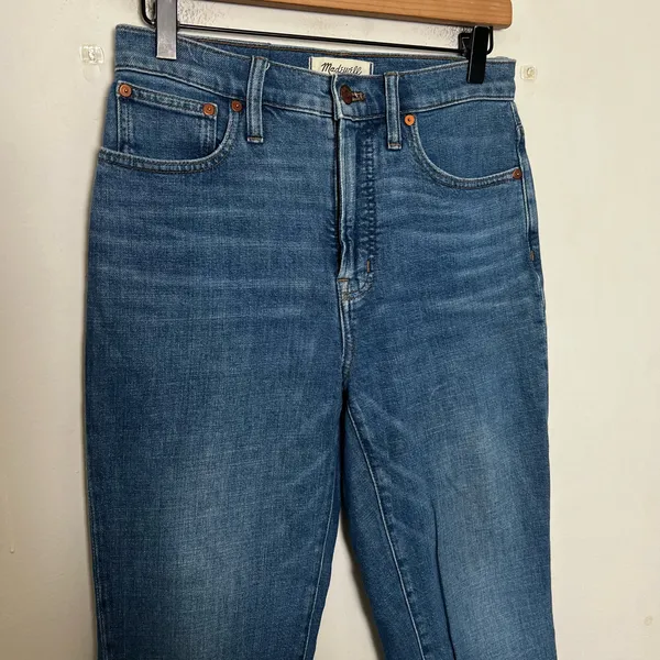 MADEWELL- The Perfect Vintage Crop Jean in Sandford Wash: Summerweight Edition - Image 3