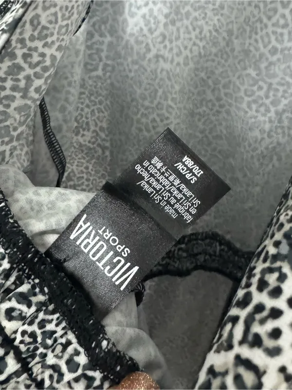 Victoria’s Secret Victoria Sport Leopard Cheetah Print Romper small - Image 3