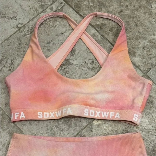 Sarah's Day x White Fox Boutique WFA Kelly 2 piece Activewear Set XS - Image 3