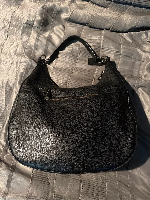 Coach leather hobo bag decorated with floral prairie rivets - Image 2