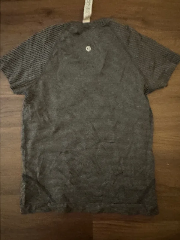 Lululemon Striped Swiftly Tech - Image 2