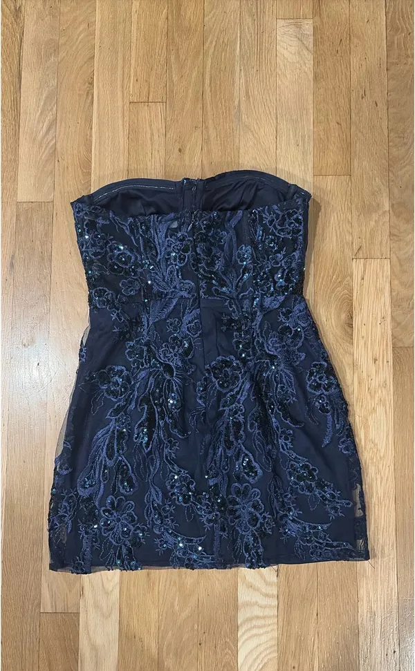 Lulus navy blue hoco dress - Image 2