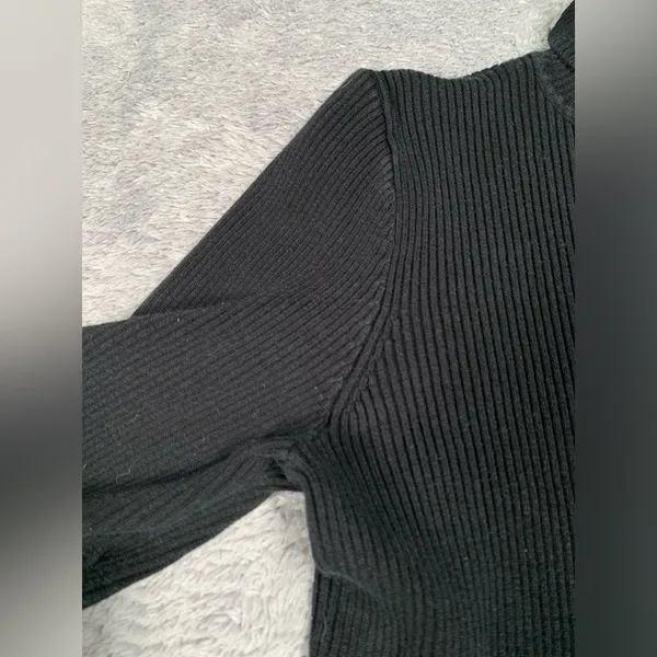 Lauren Ralph Lauren Black Turtleneck Sweater medium - Image 2