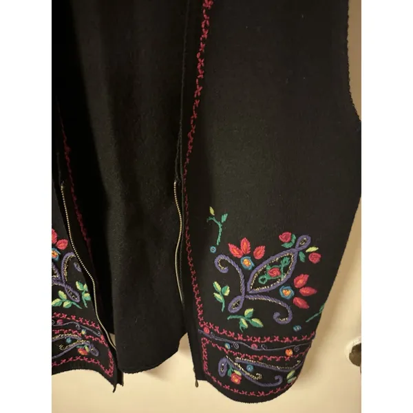 Vntg Napa Valley‎ 100% Wool Embroidered Zip Cardigan Size M - Image 2
