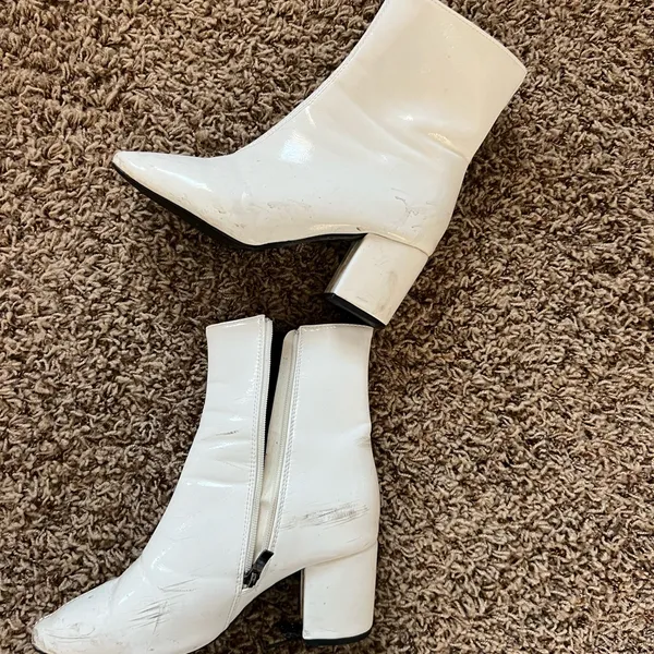 Women's White Ankle Boots - Image 3