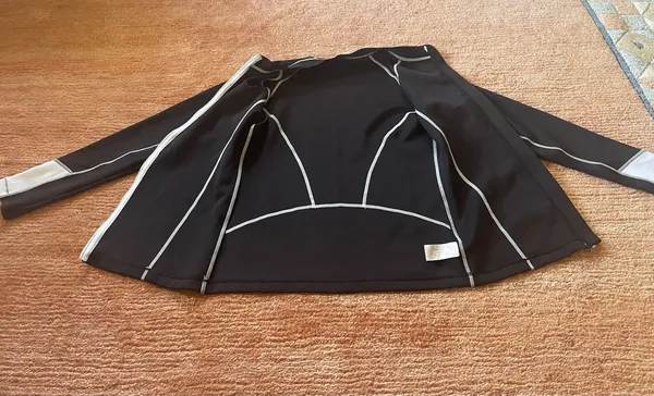 ELLE Beach House Sport Women Zip Front UV +50 Long Sleeve Track Jacket - Image 2