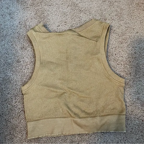 Aerie Offline Yellow Set Leggings & Sports Bra - Image 6