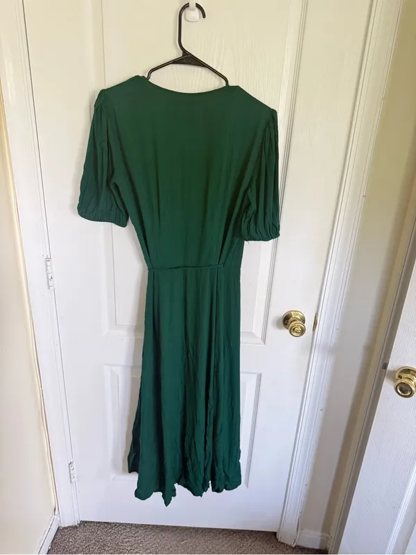 Reformation Augustina Plunge Neck Dress in Emerald Green - Image 5