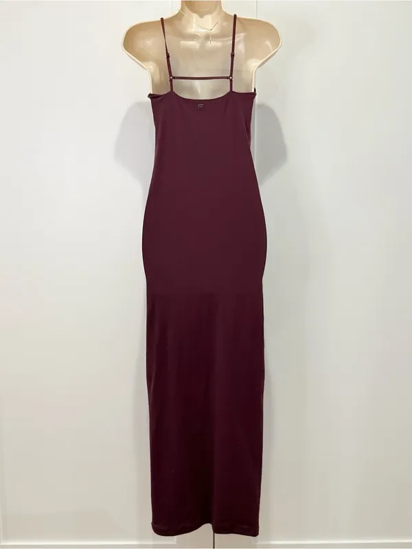 Fabletics Strappy Seamless Maxi Dress Small Oxblood Burgundy Bodycon Minimal - Image 5