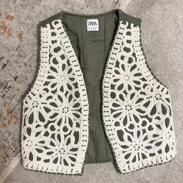 Zara Embroidered Quilted Open Front Vest - Image 2