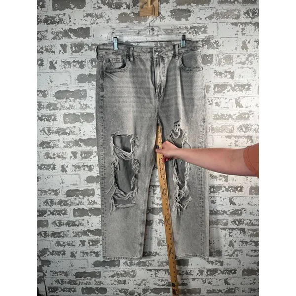 American Eagle | women mom straight jean distressed gray denim - Image 5