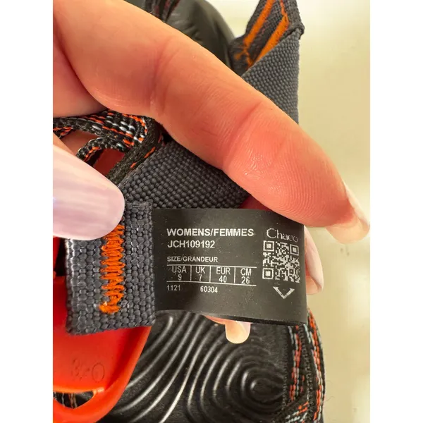 Chacos ZCloud 2 Sandals Womens 9 Strappy Toe Loop Black Orange Hiking Gorpcore - Image 3