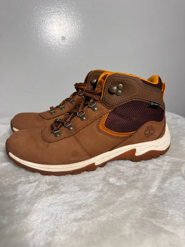 Timberland Women’s Mt. Maddsen Mid Waterproof Hiking Boots 8 Brown Leather - Image 6