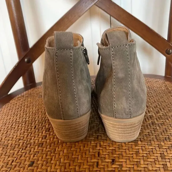 Dolce vita grey suede booties size 6 Gray - Image 5