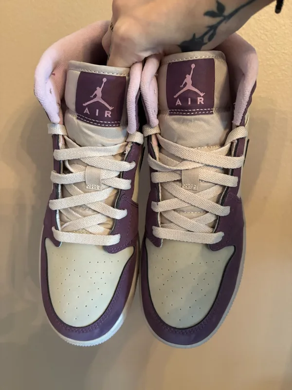 Air Jordan 1 Retro Mid GS 'Pro Purple' - Image 3
