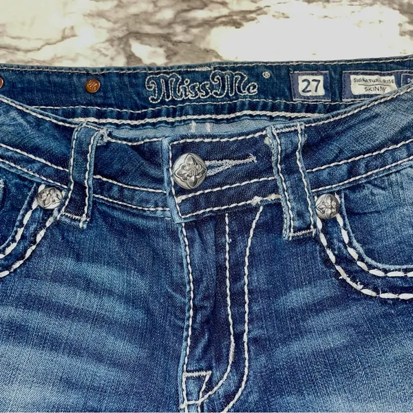 Miss Me Signature Rise Rhinestone Skinny Jeans - Image 7