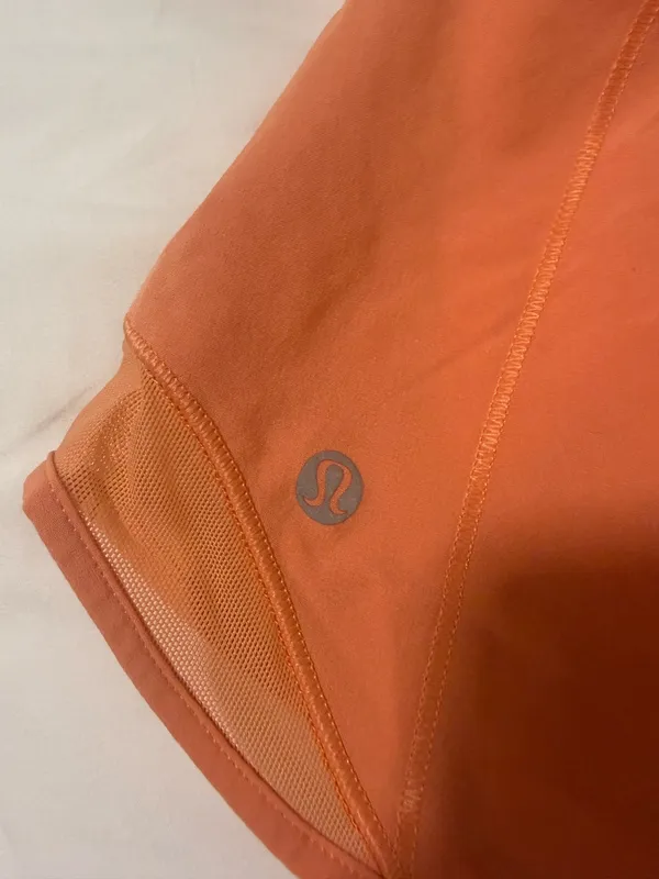 Lululemon Shorts Hotty Hot - Image 4