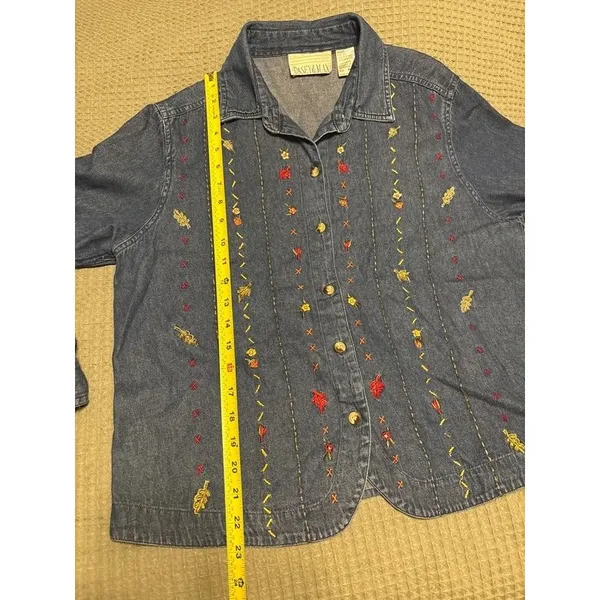 Casey and Max Denim Button Up Shirt Womens Size M, Embroidered Flowers - Image 6