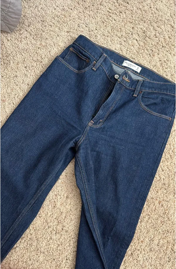 Abercrombie High-Rise Jeans 90s Relaxed - Image 3