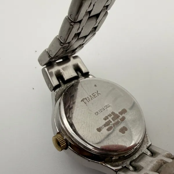 Elegant Timex Women's Two-Tone Indiglo Watch - 24mm Case Working New Battery - Image 5