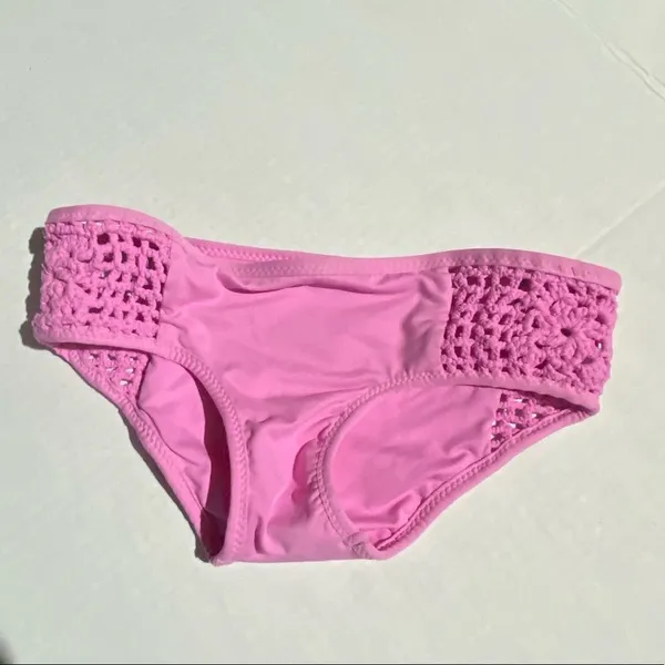 Frankie's Bikinis Crocheted Pink Bikini‎ Bottom - Image 2