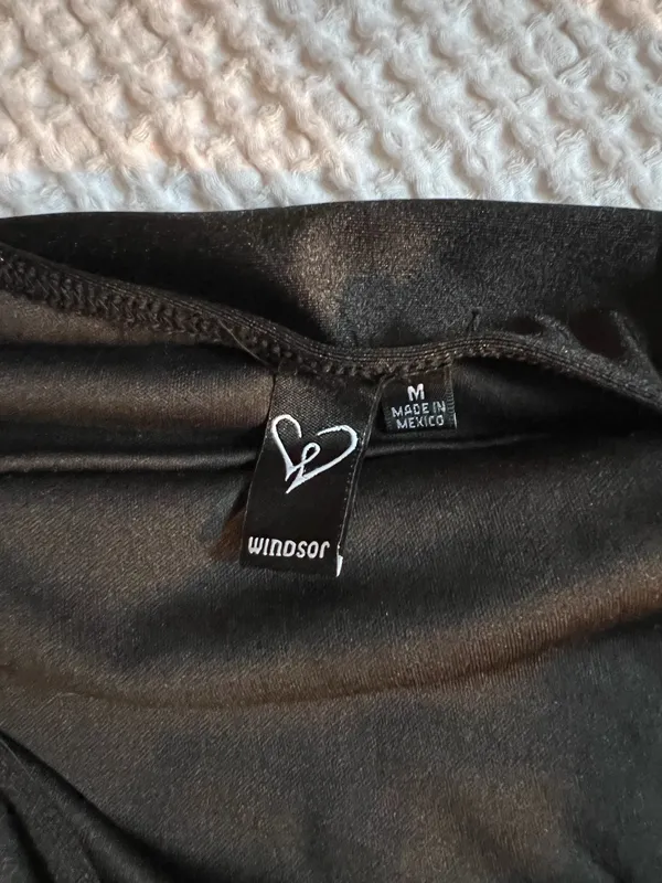 Windsor Mini Black Dress - Image 4