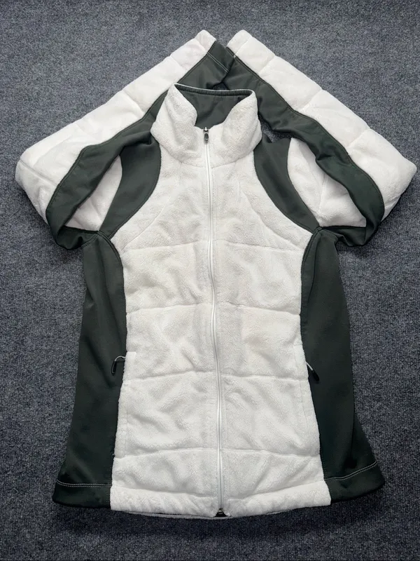 Columbia Off-White and Olive Green Omni-Heat Women's Puffer Fleece Jacket - Image 2
