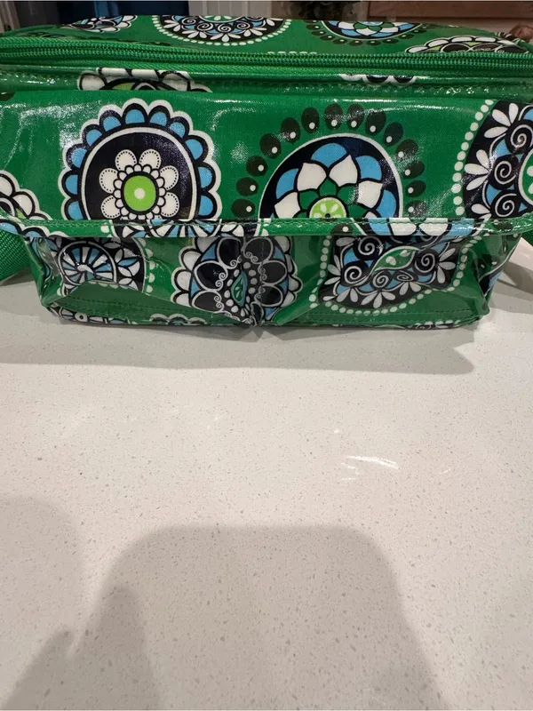 Vera Bradley Cupcakes Green Mini‎ Cooler Lunch Bag Retired Pattern - Image 2