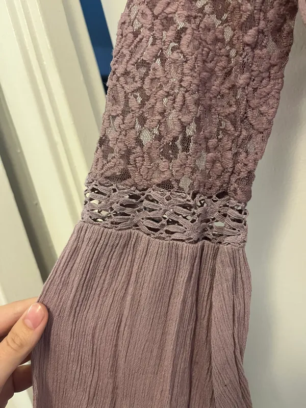 Mudd Light Purple Lacey Long Sleeve Crop Top - Size Small - Image 5