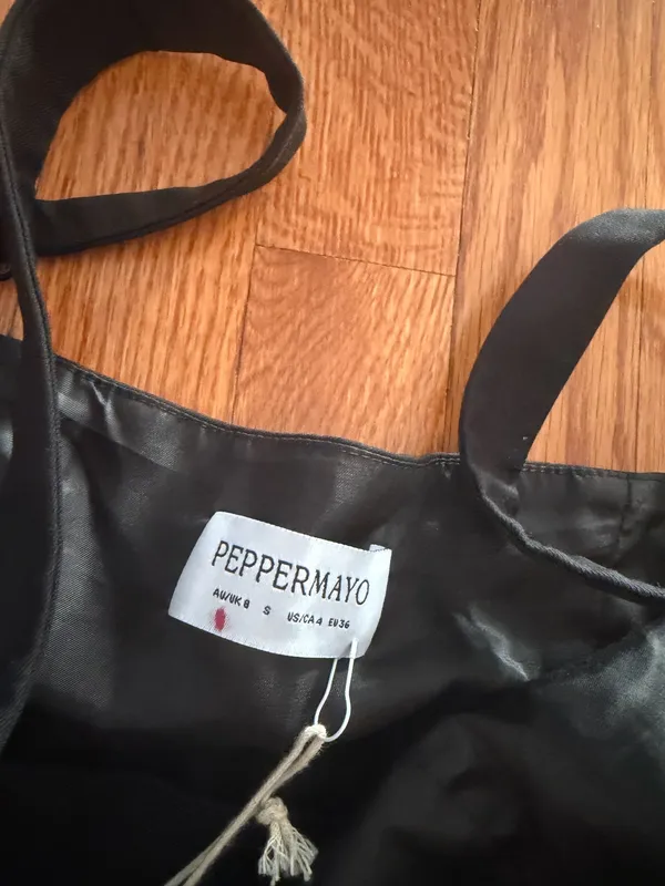 Pepper mayo black top new size 4 - Image 3