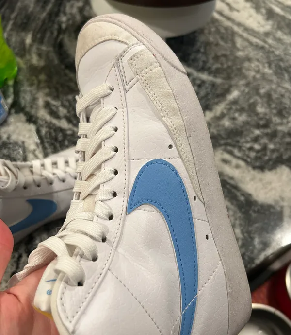 Nike Blazers - Image 4