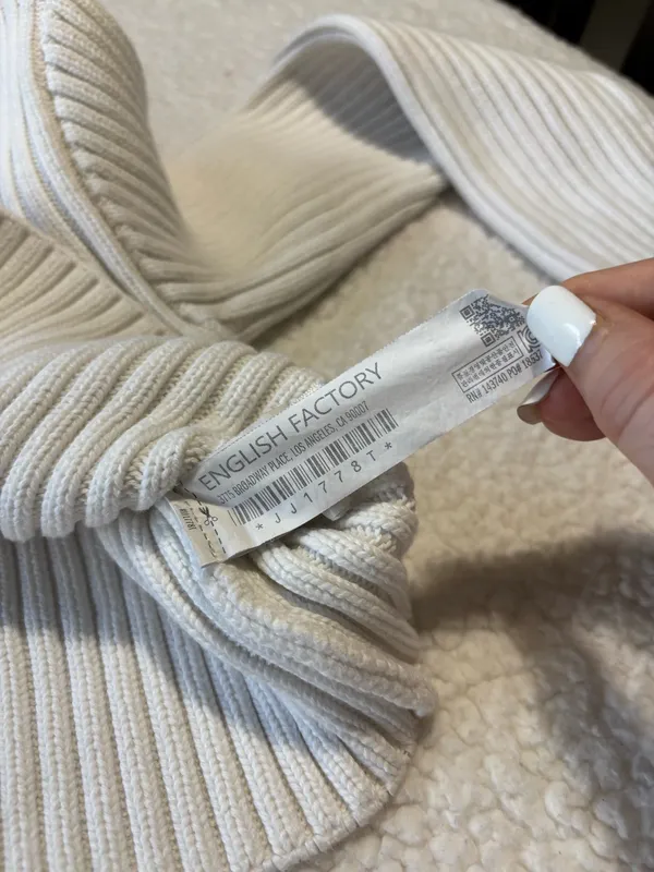 English Factory white Minimalist Cropped Ribbed Knit Sweater Medium 100% Cotton - Image 7