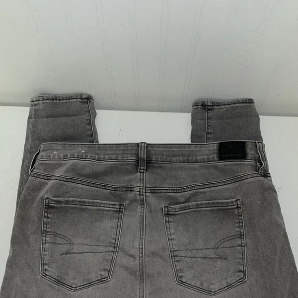 American Eagle hi-rise Jegging Grey distressed jeans. - Image 5