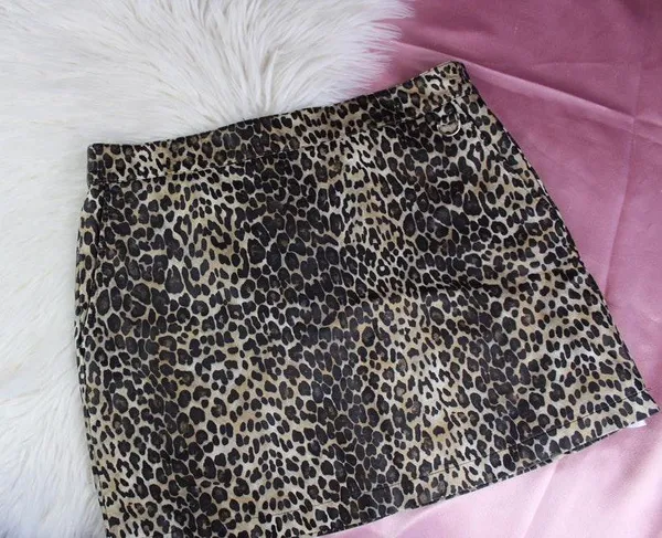 Forever 21 leather-like leopard print mini skirt - Image 6