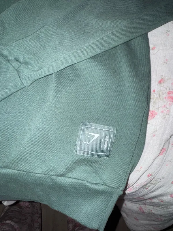 Gymshark Crewneck Sweatshirt - Image 3