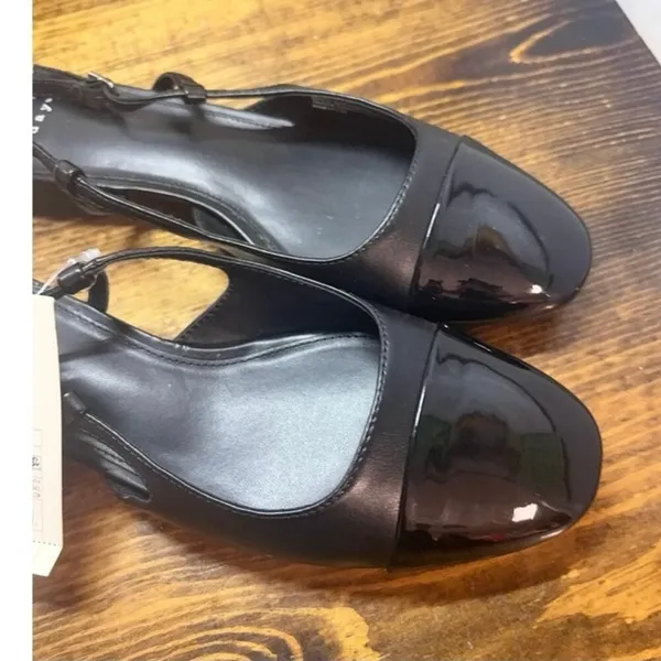 A New‎ Day Black Flats Size 7.5 - Image 3