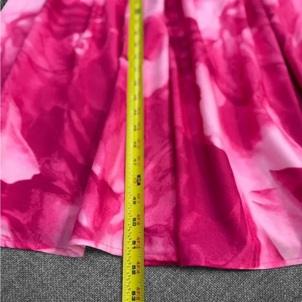 Pink And White Floral Ruffle Strap Dress - Image 5