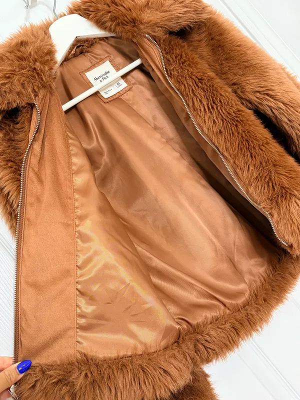 Abercrombie & Fitch Women’s XS Brown Faux Fur Cropped Jacket Zip Chic Glam Y2K - Image 5